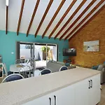 Tropical Hideaway - Kalbarri Wa