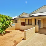 Surfside Retreat - Kalbarri, Wa