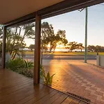 Starboard Views Kalbarri - River Front Apartment