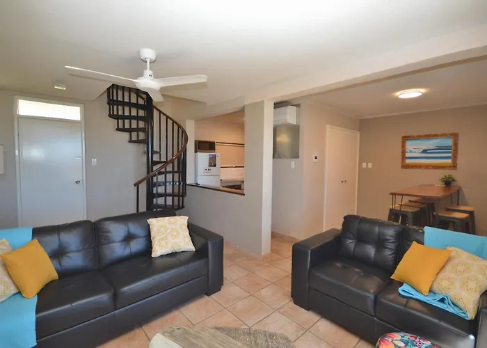 Riverview Holiday Apartment 11 - Kalbarri Wa