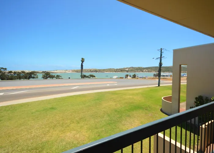 Riverview Holiday Apartment 26 - Kalbarri Wa