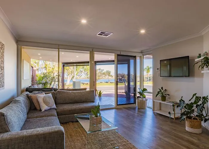 Starboard Views Kalbarri - River Front Apartment