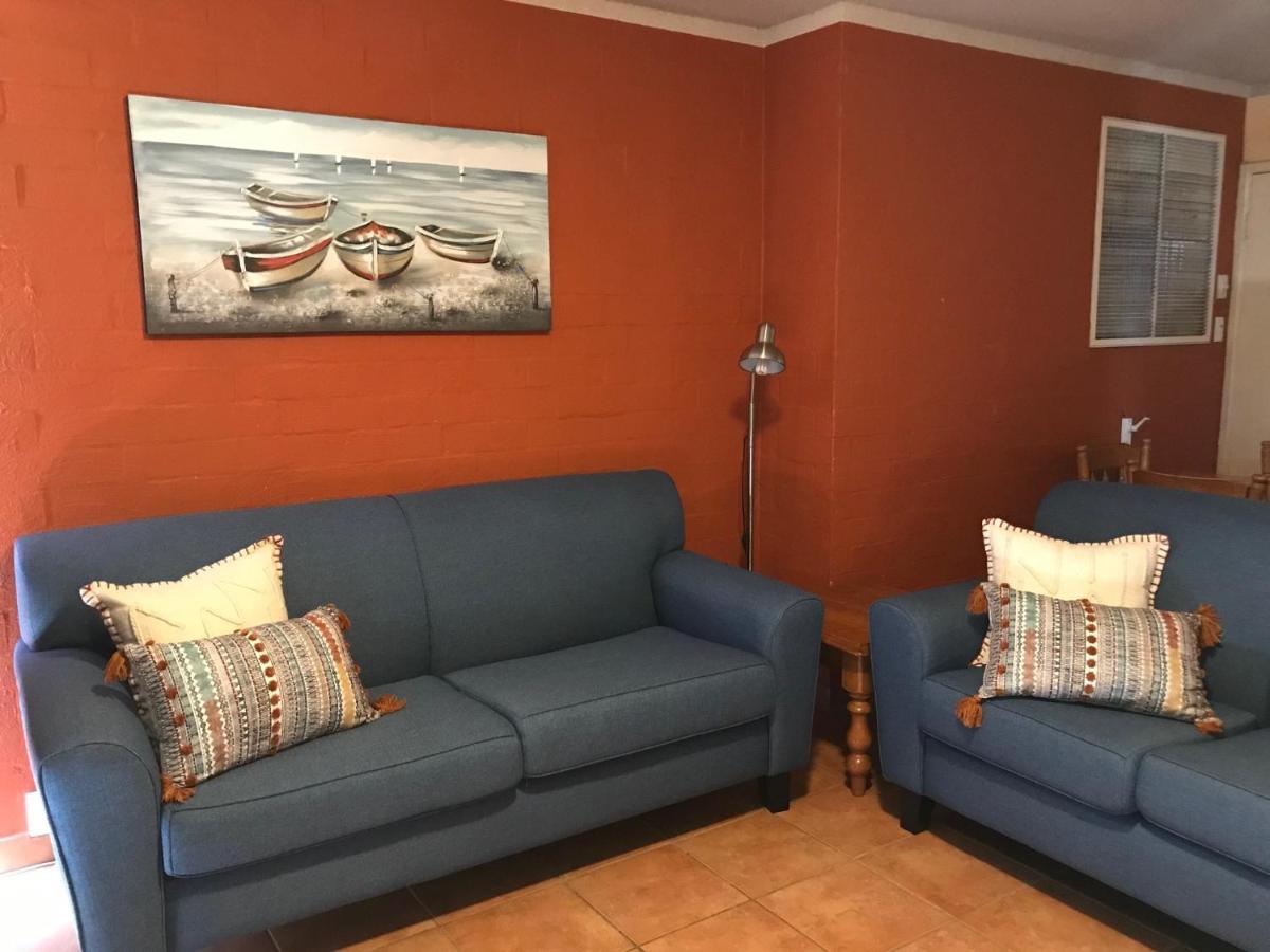 Riverview 33 *