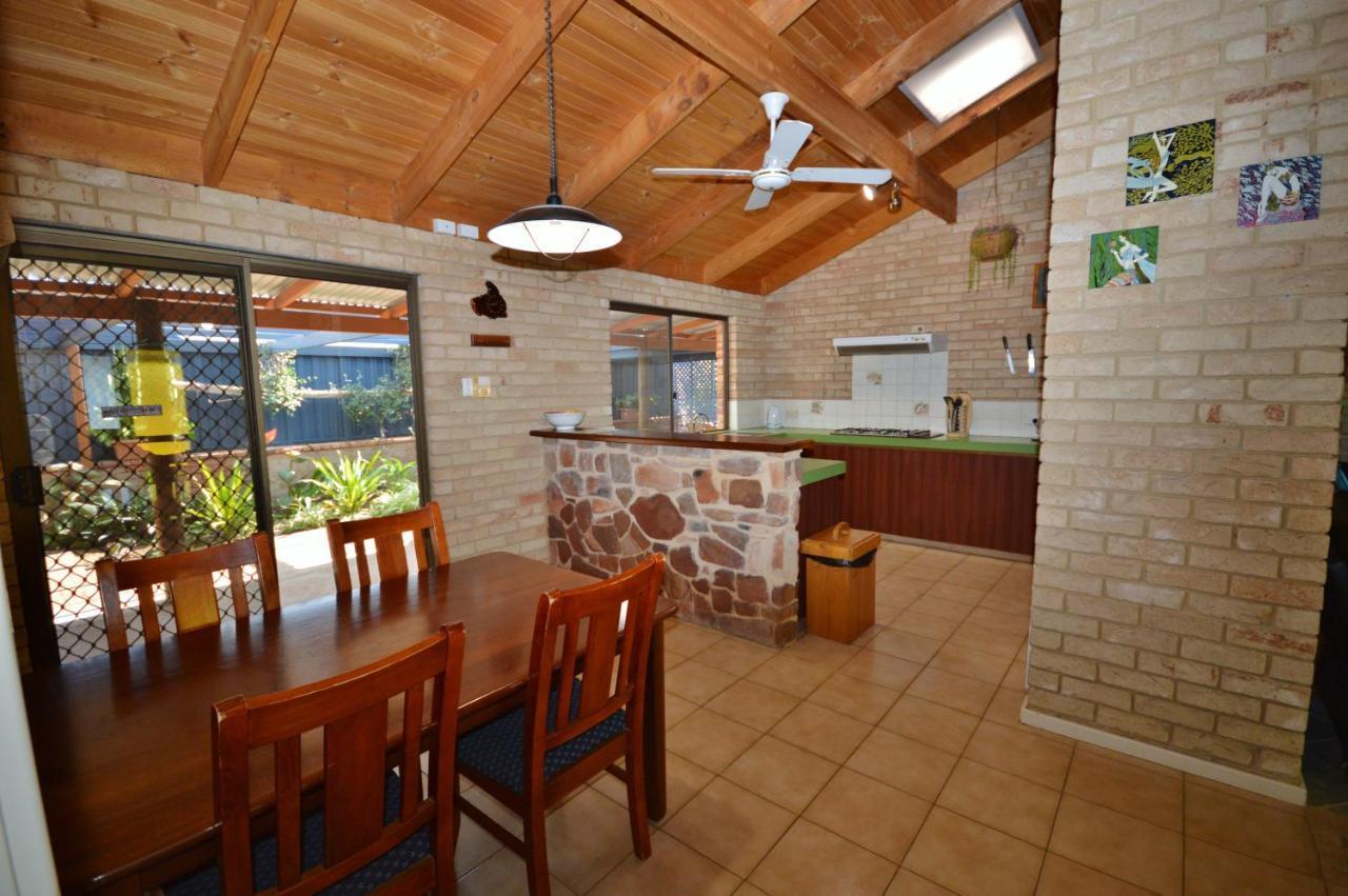 Rossys Retreat - Wa Holiday home Kalbarri