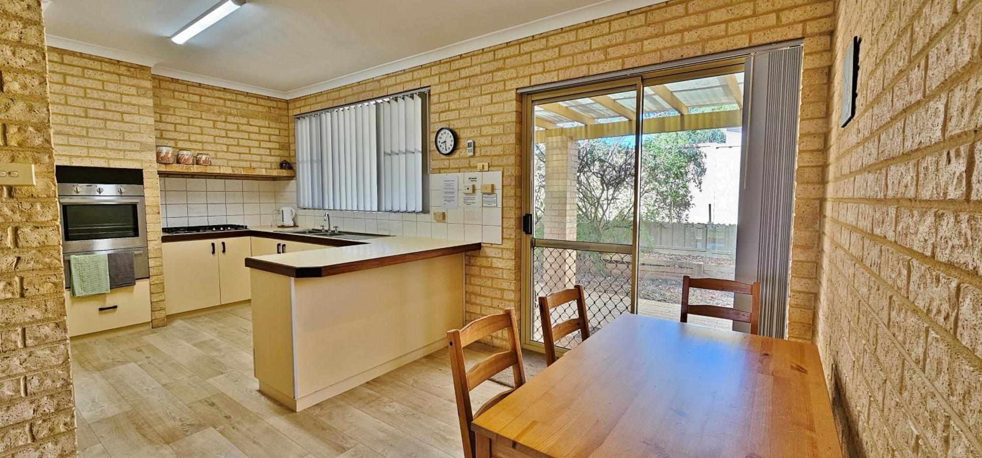 Mbale - Wa Holiday home