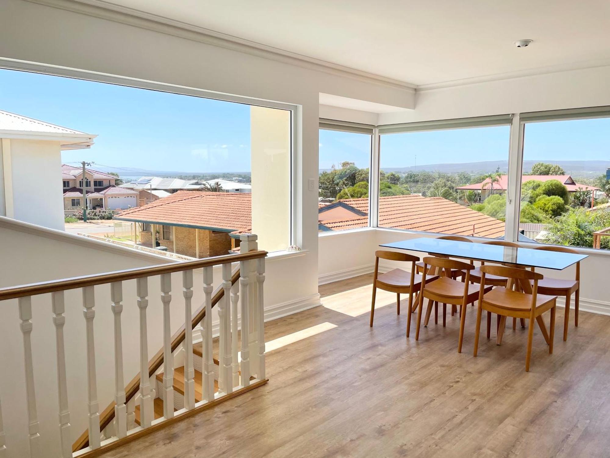 Sailors View Apartment
