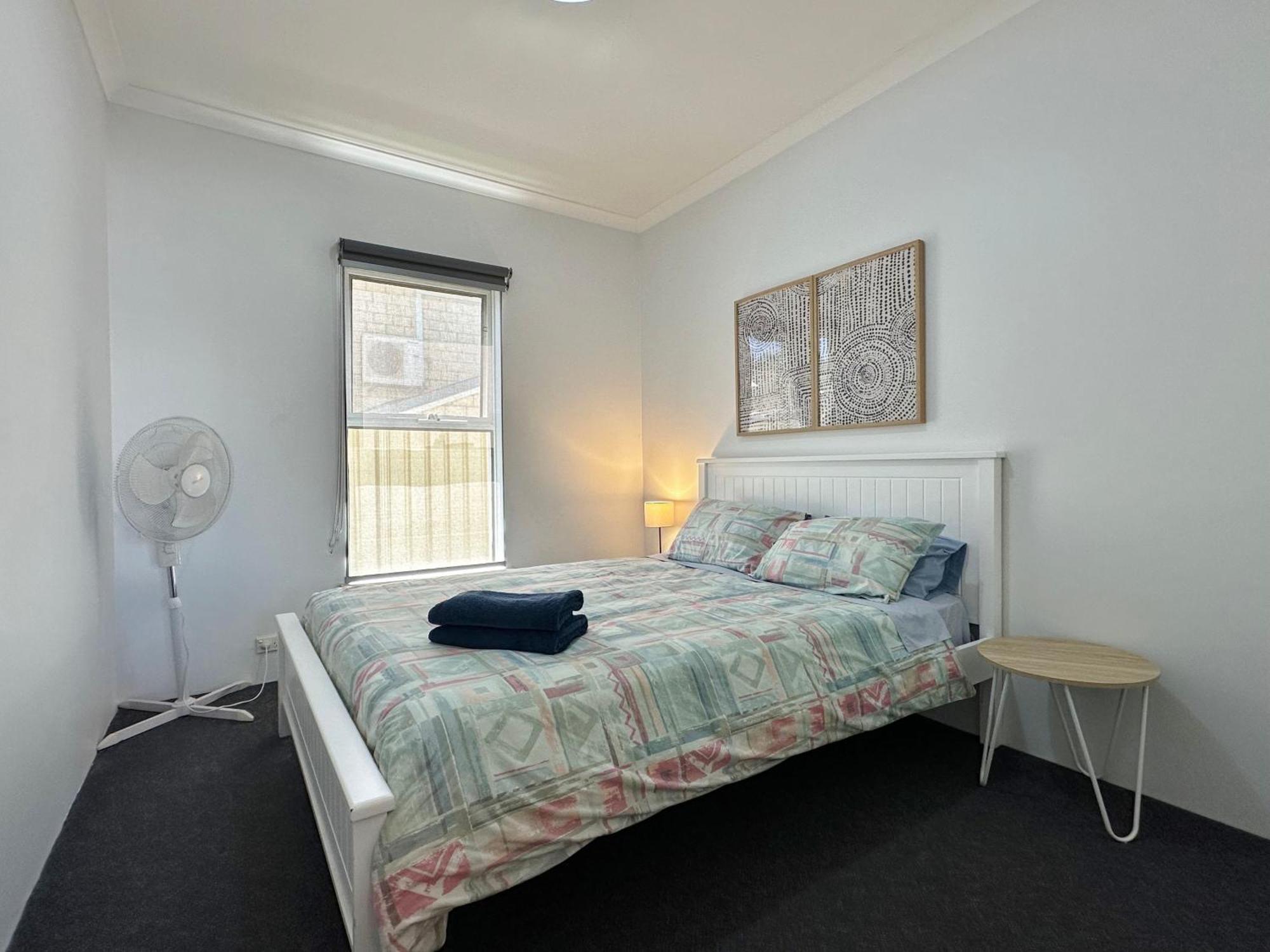 Waterfront Unit 4 - Wa *