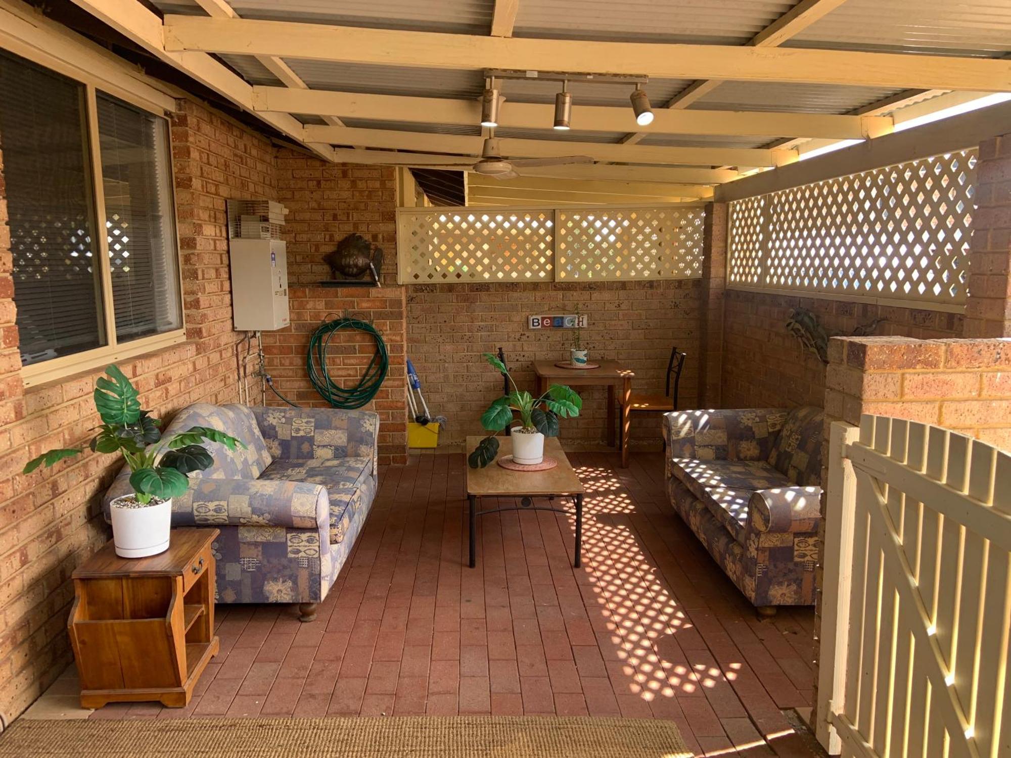 Swell Court Apartment
