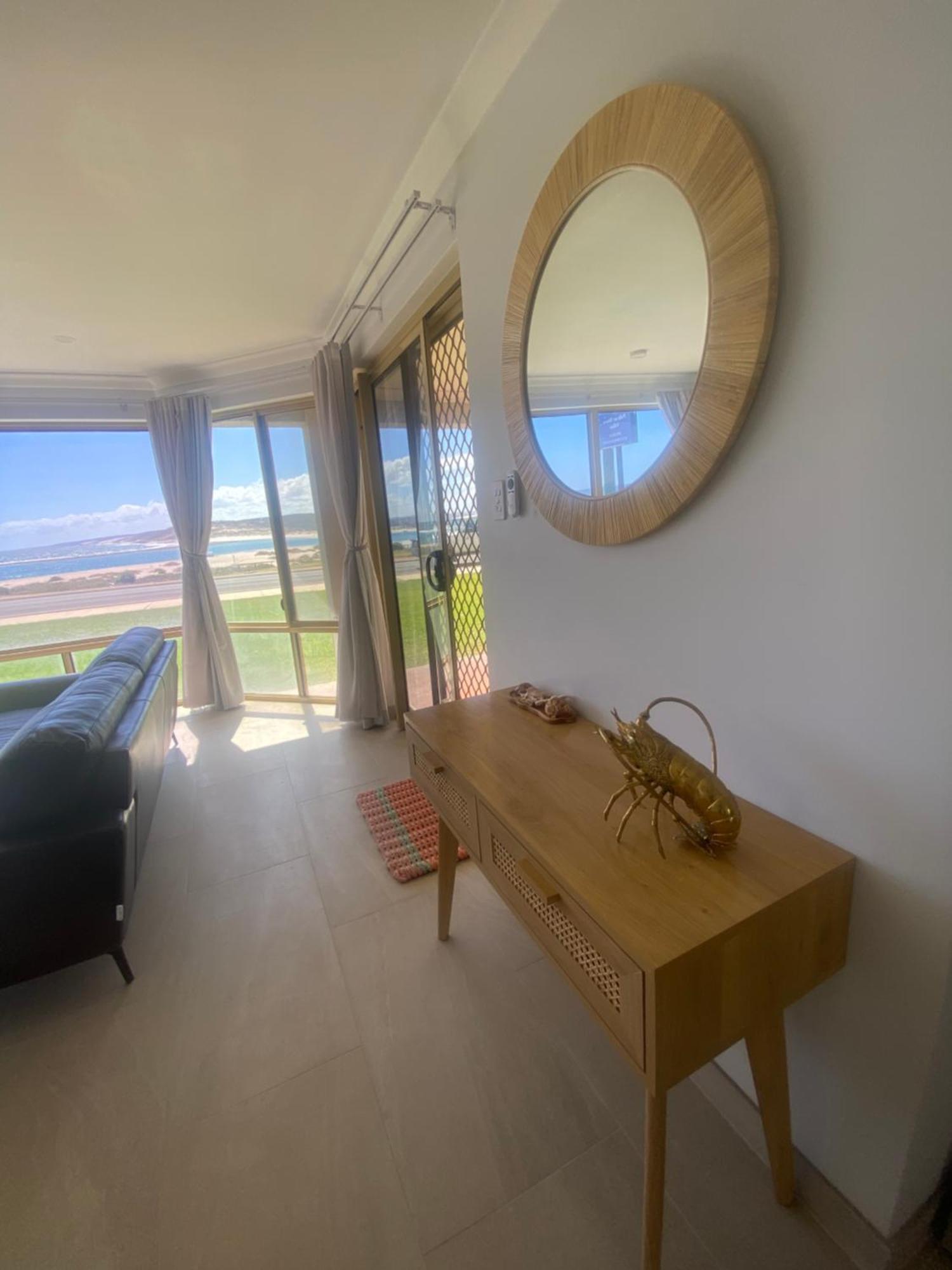 Pelican Shore Oceanfront 6 * Kalbarri