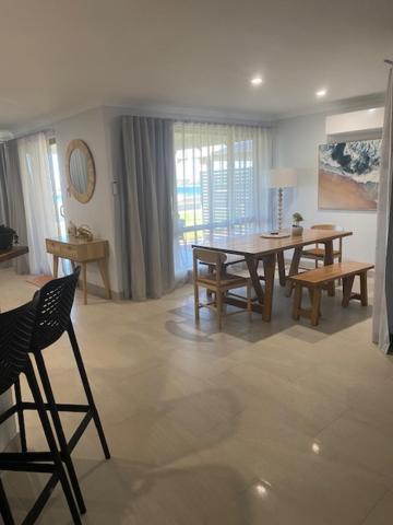 Villa Pelican Shore Oceanfront 6 Kalbarri