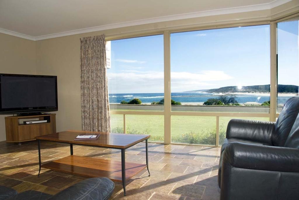 Villa Pelican Shore Oceanfront 6 Kalbarri