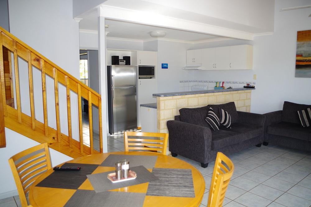 Blue Ocean Villas Holiday park 4*