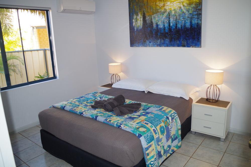 Blue Ocean Villas 4*