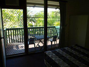 Reef Villas Holiday park 3*