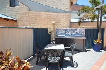 Blue Ocean Villas Holiday park 4*