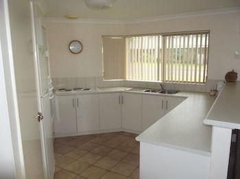 Pelican Shore Oceanfront 6
