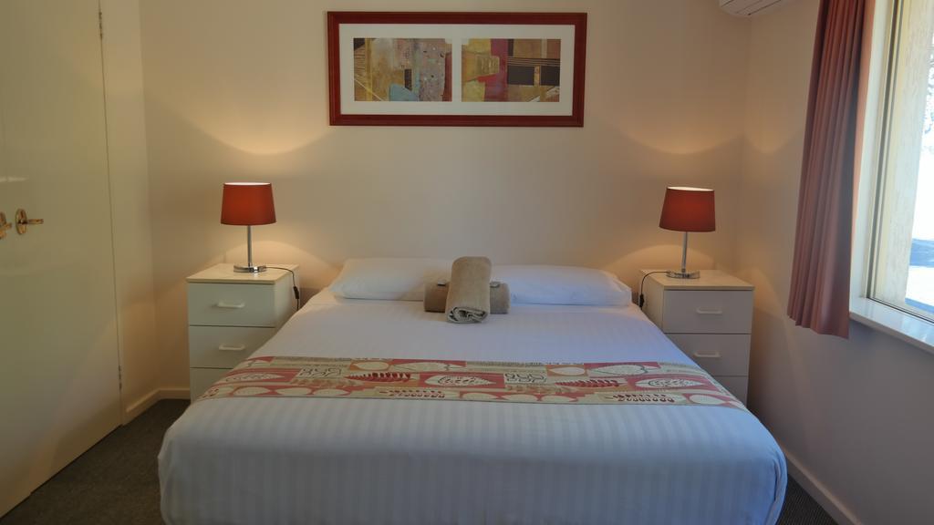 Pelican Shore Resort 4*