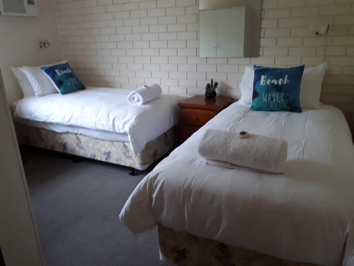 Seven * Kalbarri