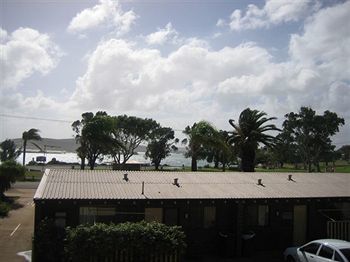 Seafront 3*