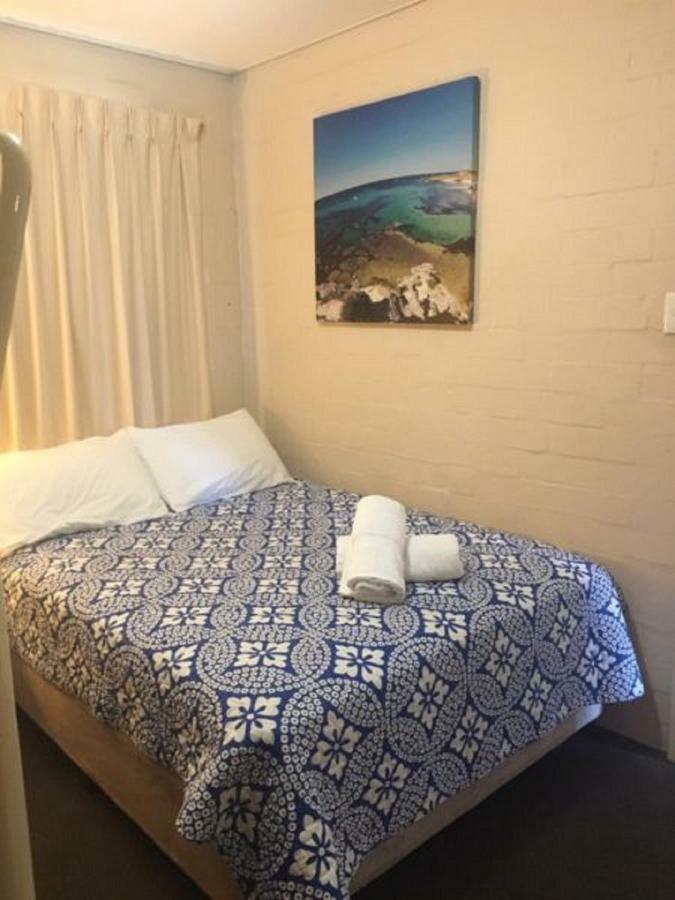 Riverview Holliday Villa With River Views And Pool * Kalbarri