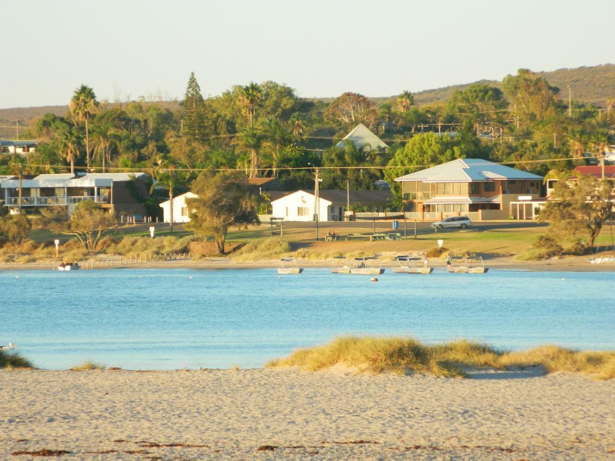 Api Pelican Front Holiday home