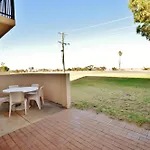 Riverview Holiday Apartment 14 - Kalbarri Wa