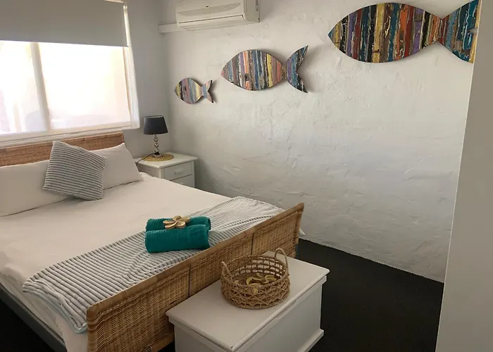 Swell Court Villa