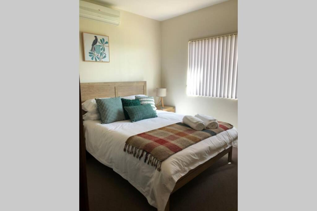 Holiday home The Lookout Amazing Views - Free Wifi & Netflix