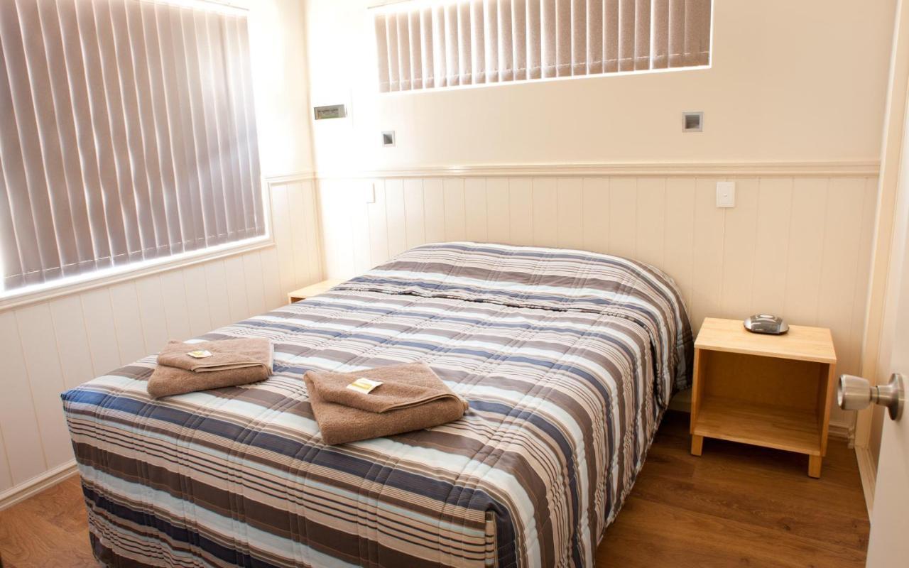 Motel Tasman - *