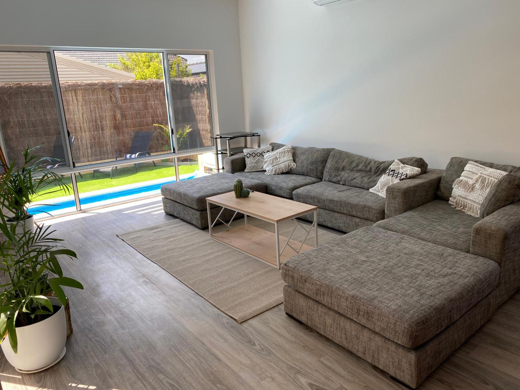 Sols Place Boutique Pool * Kalbarri