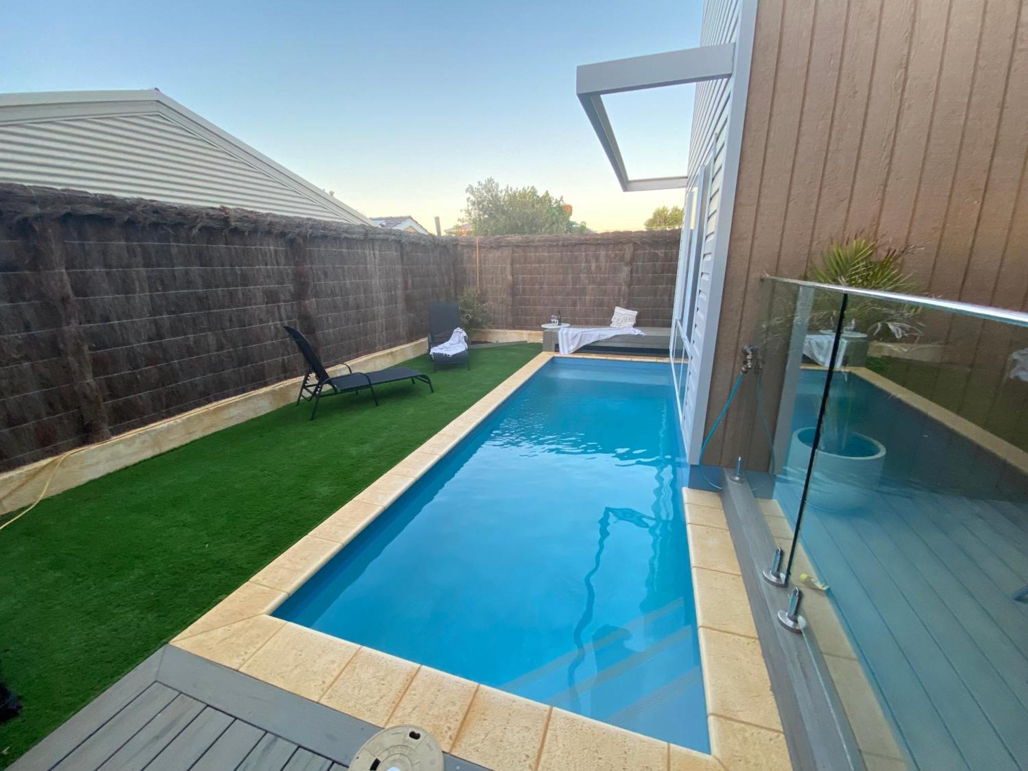 Sols Place Boutique Pool * Kalbarri