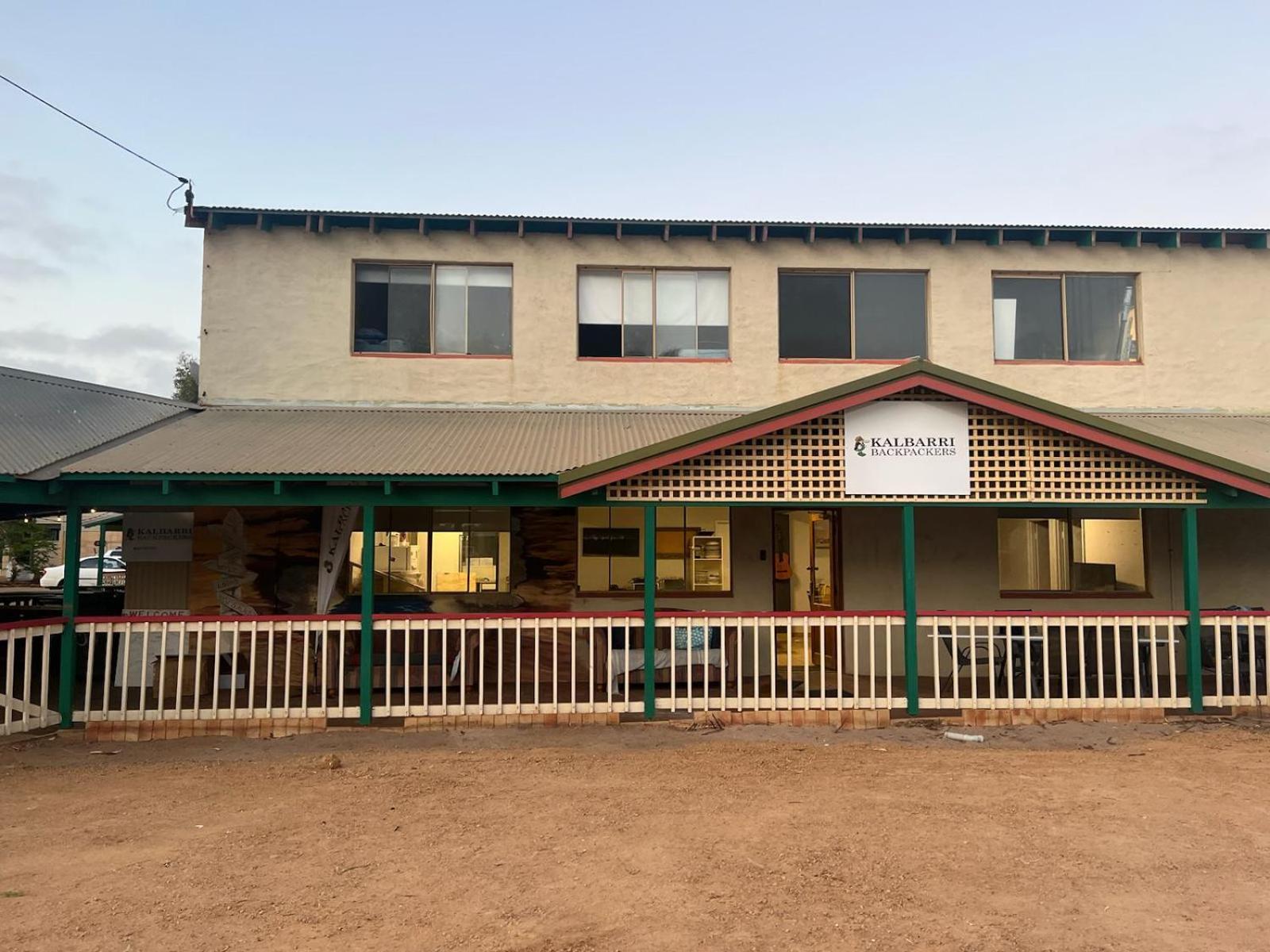 Backpackers Hostel *