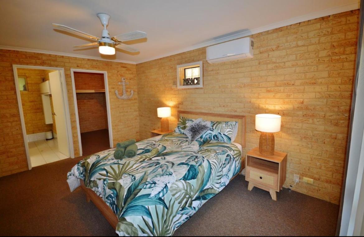 Holiday home Hook, Wine And Sinker