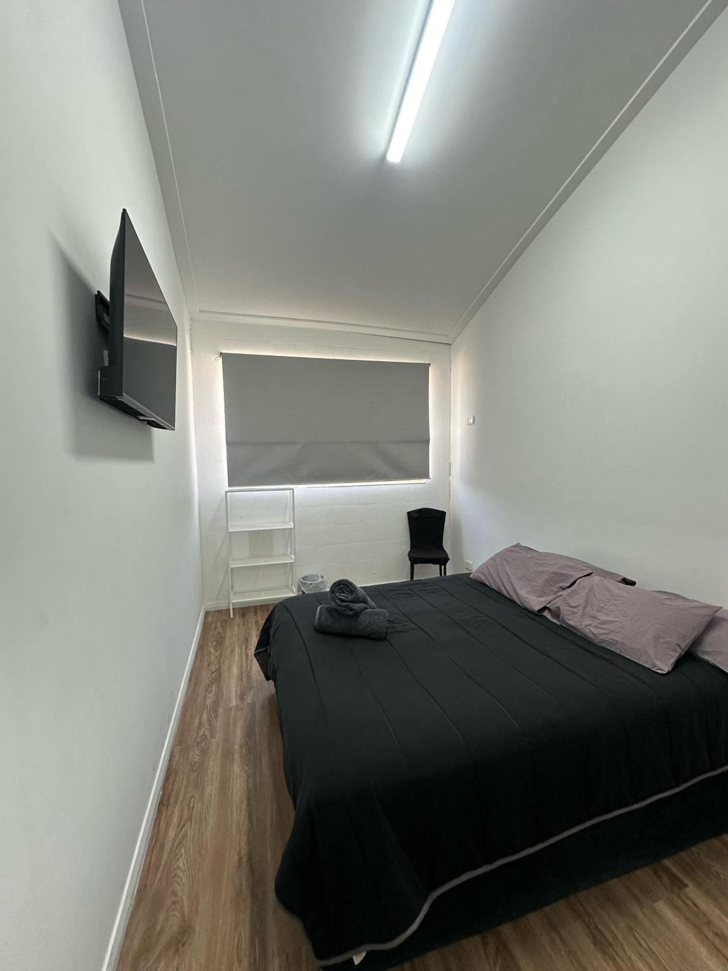 Backpackers Hostel *