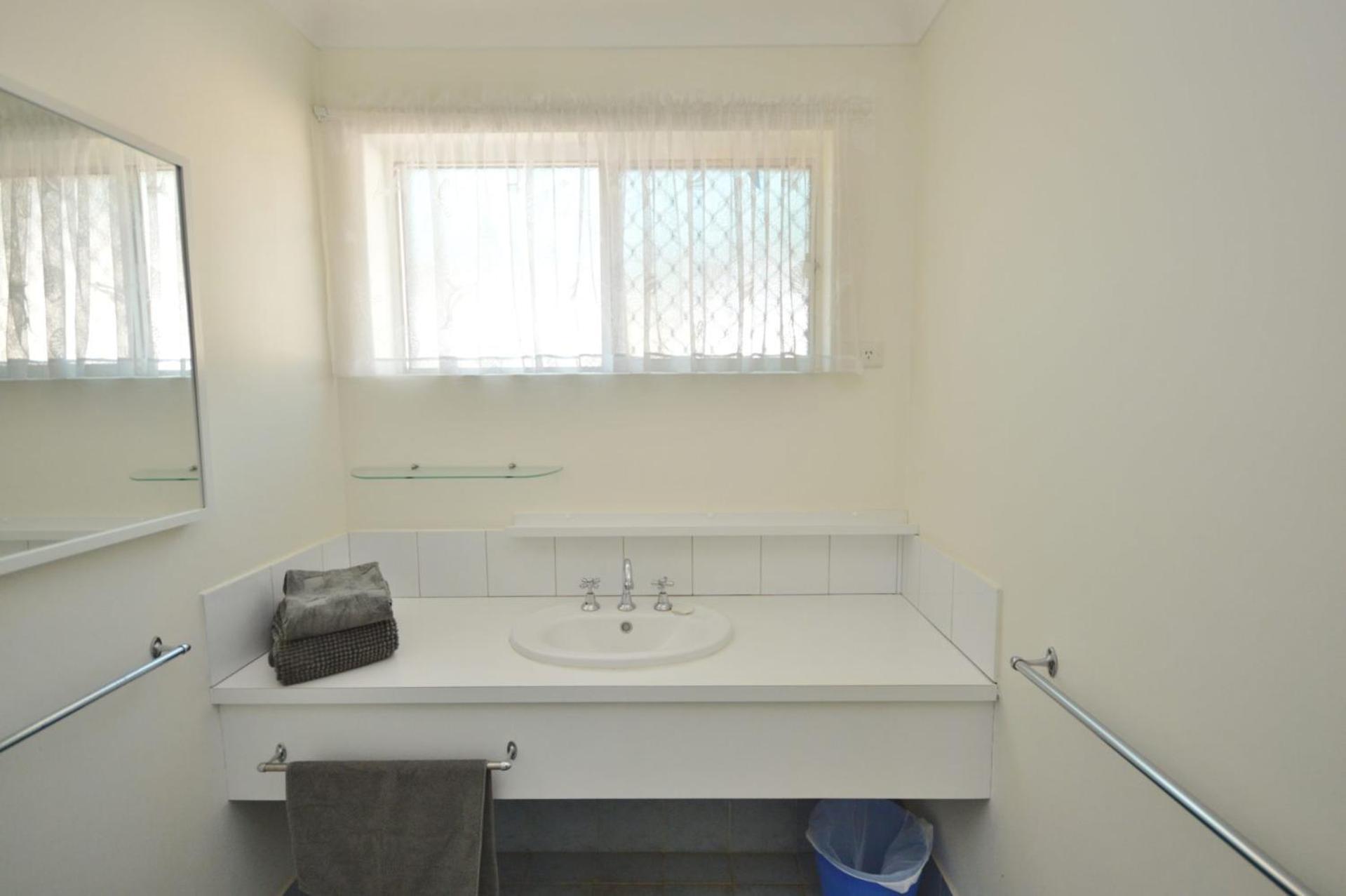 Waters B - Wa Holiday home