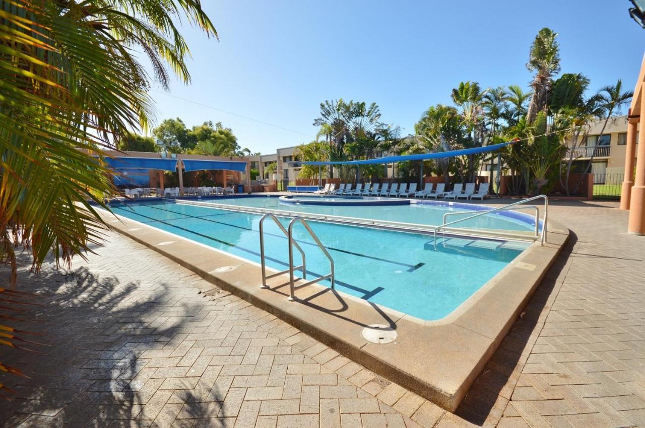 Apartment Riverview 80 | Poolside | Pool | Sleeps 5 Kalbarri