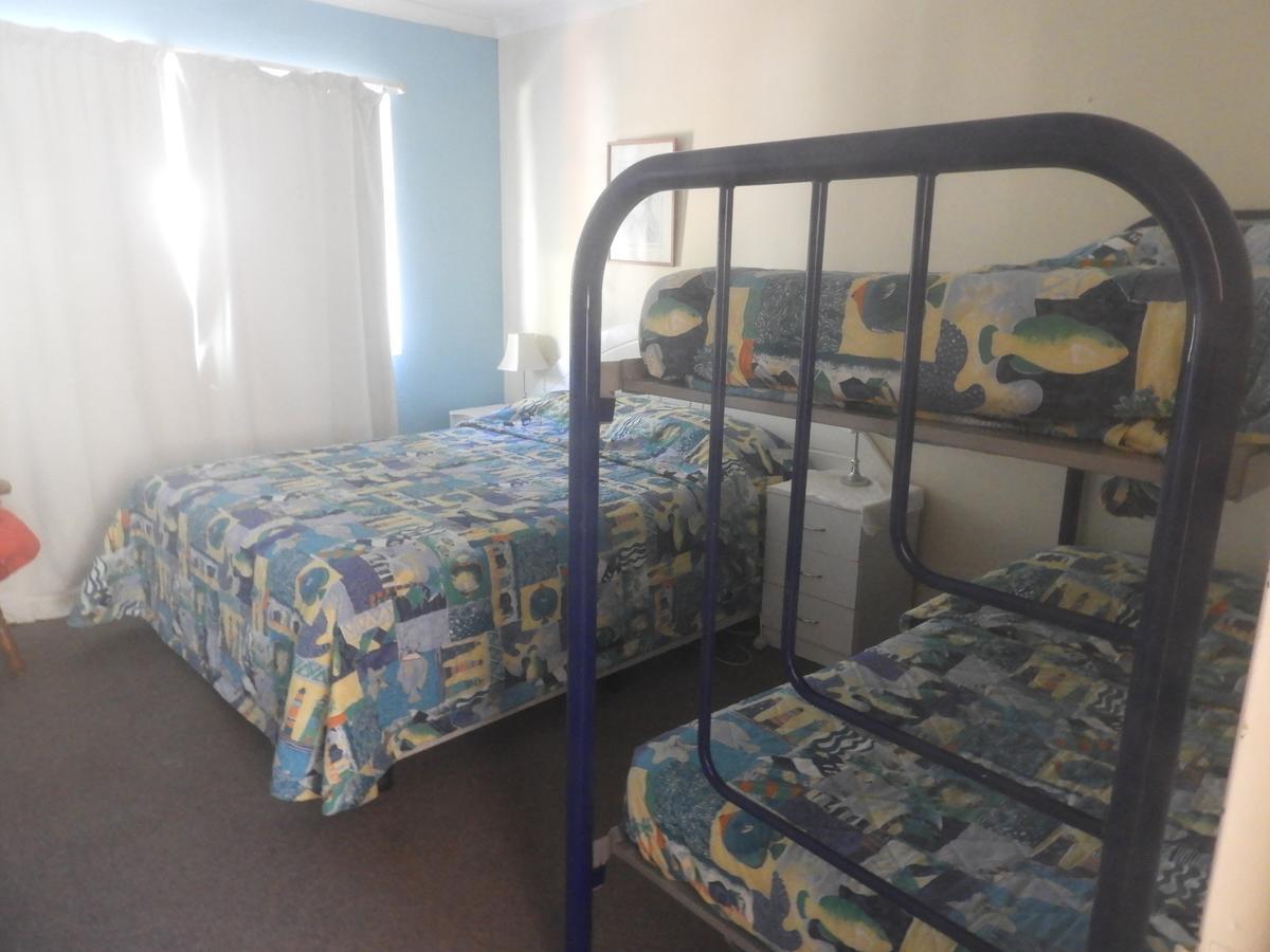 Backpackers * Kalbarri