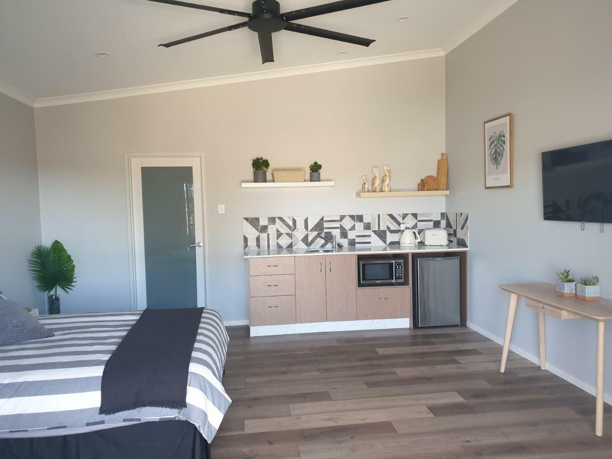 River Retreats Guest house *