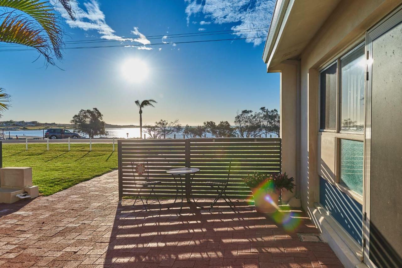 Holiday home Api Pelican Front *